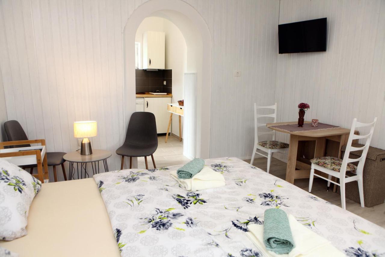 Guesthouse Emilia Portorož Extérieur photo