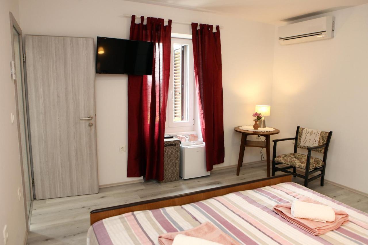 Guesthouse Emilia Portorož Extérieur photo